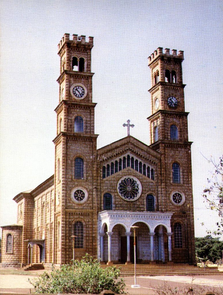 Igraja Nossa Senhora do Pérpetuo Socorro - Alvorada do Sul by Flavio L. Cruz