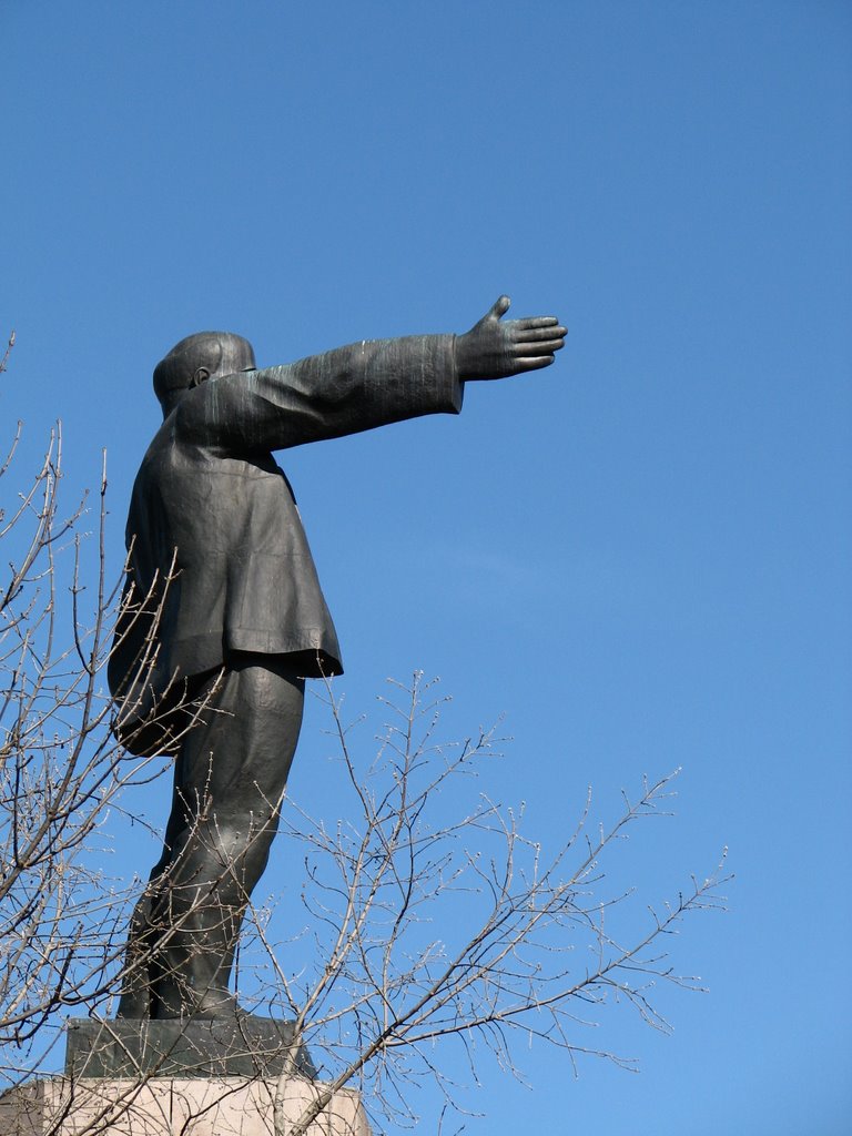 Lenin in Kostroma by GPospelov