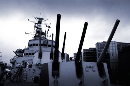 HMS Belfast Bridge and Guns by vespasean