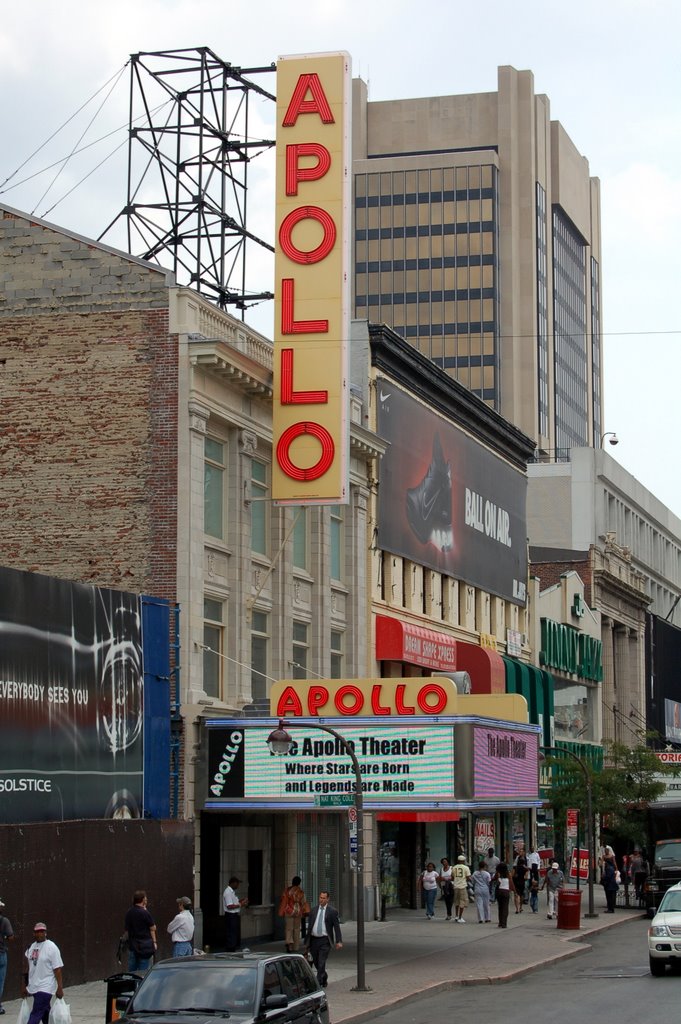 Apollo Theatre - New York by Raffaele Nicolussi