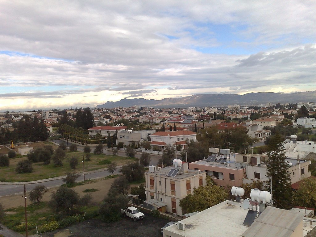 Parissinos from a roof by skyphone