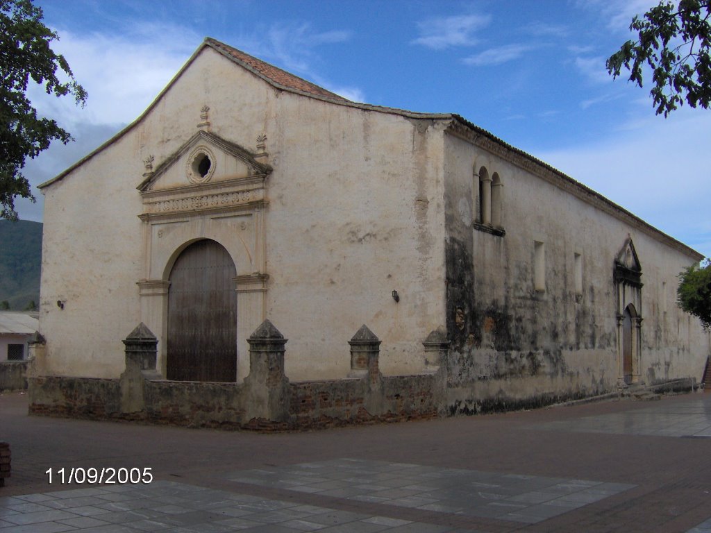 Catedral de La Asunción. Isla de Margarita by Francisco De la Cruz