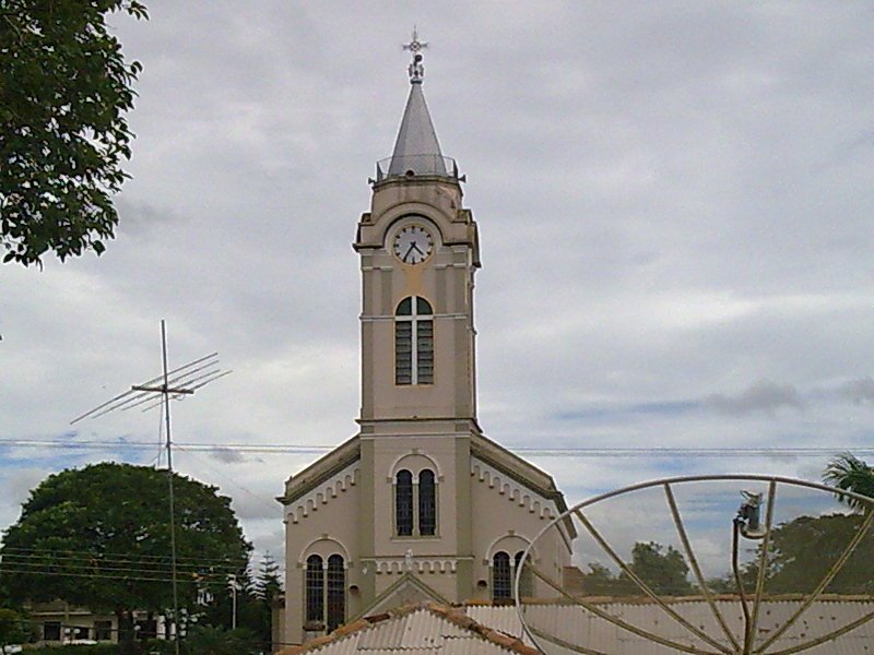 Igreja Matriz de Santa Luzia - Fernando Prestes by Luís Pedrassoli Franzini