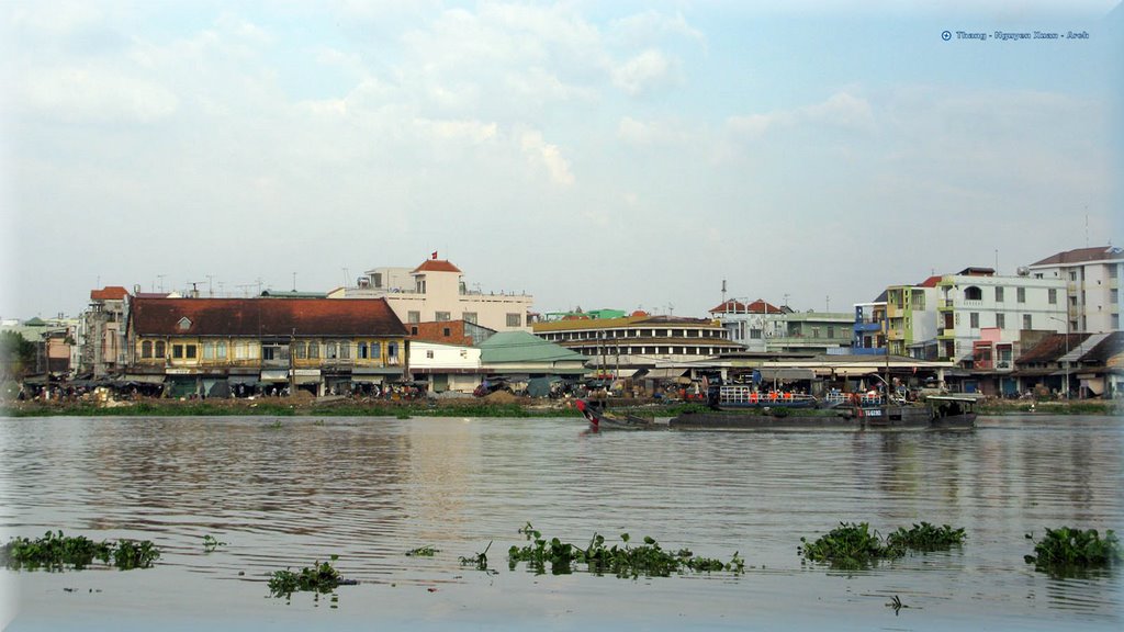 Saigon river by Thắng Nguyễn Xuân