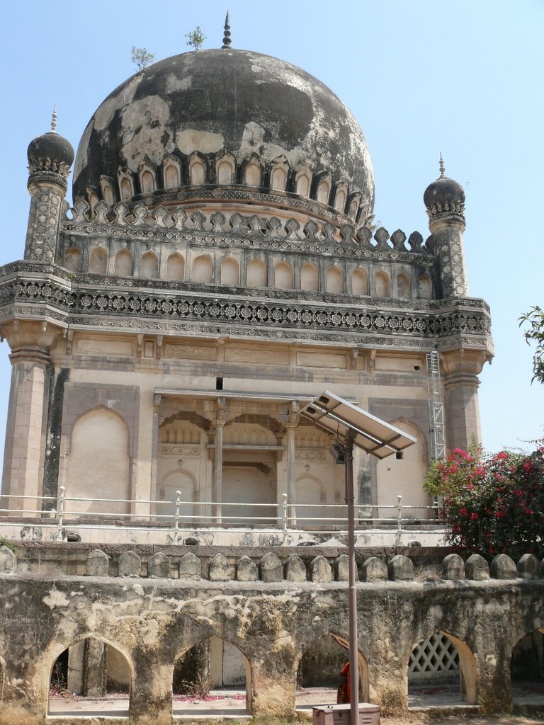 Mohamad qhuli qutub sah tomb photo by raees khan nazim by raees ur rahman khan