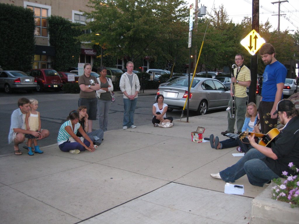 Walking around short north by 20hz20khz