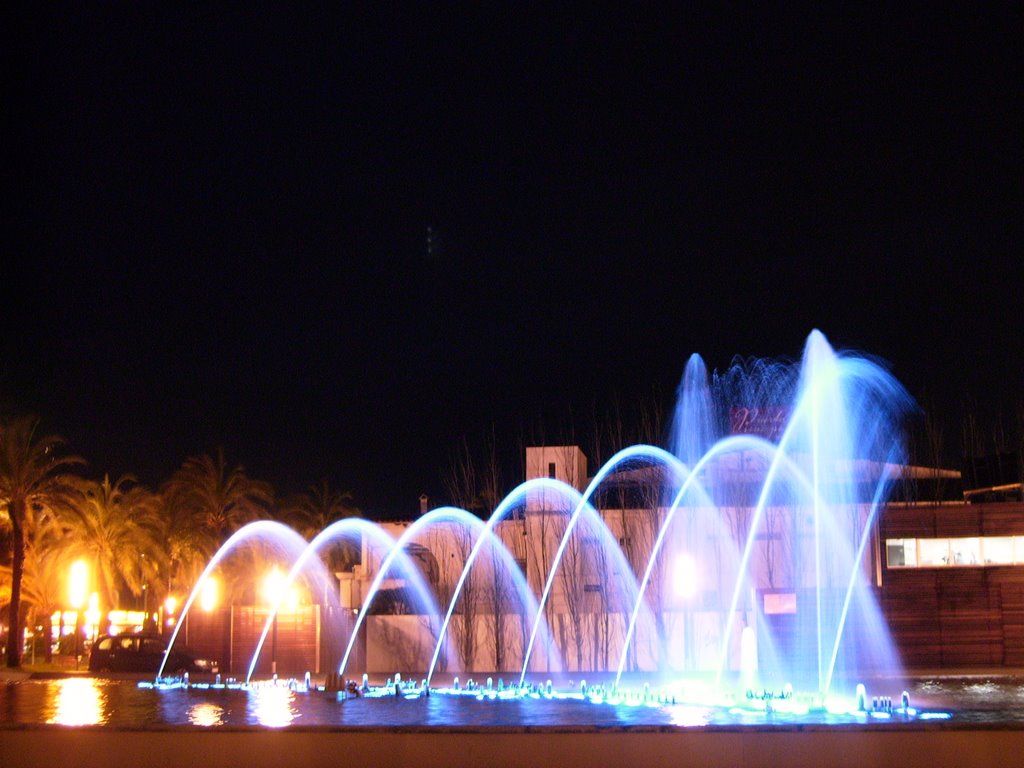 Fuente luminosa - Salou by miaumich