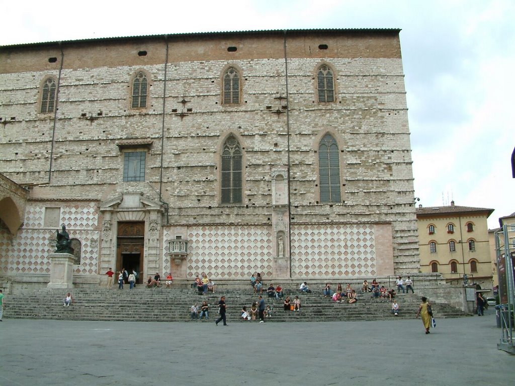 Perugia - Il Duomo by Giuseppe Morazzoni