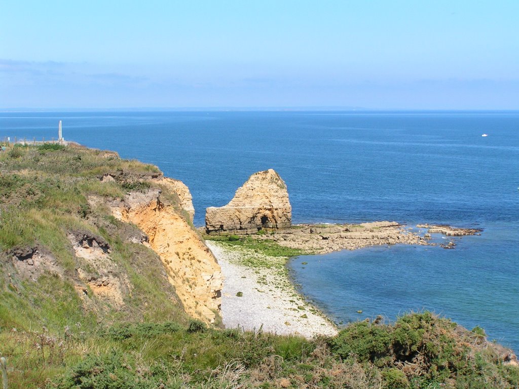 Pointe du Hoc by Francesco Nosotti