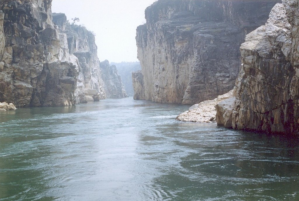 Marble rocks at Bhedaghat, Madhya Pradeesh by ashok ajmeri