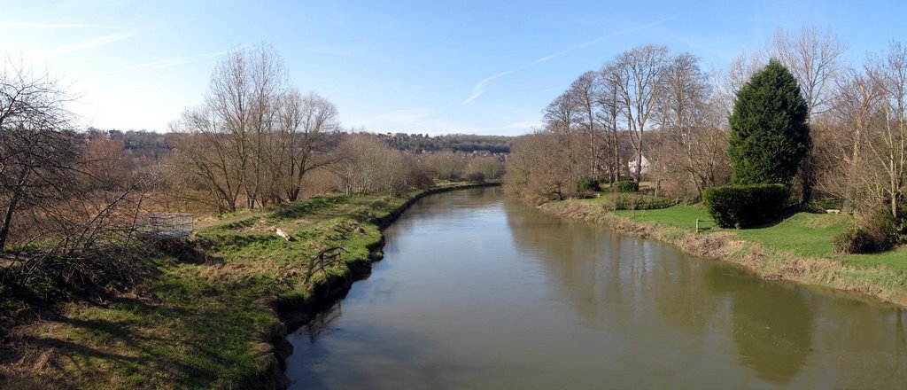 2009.02.27 - panoramic view northwest along the River Ouse from Wiley's Bridge in Lewes by Alwyn Rh Joyce