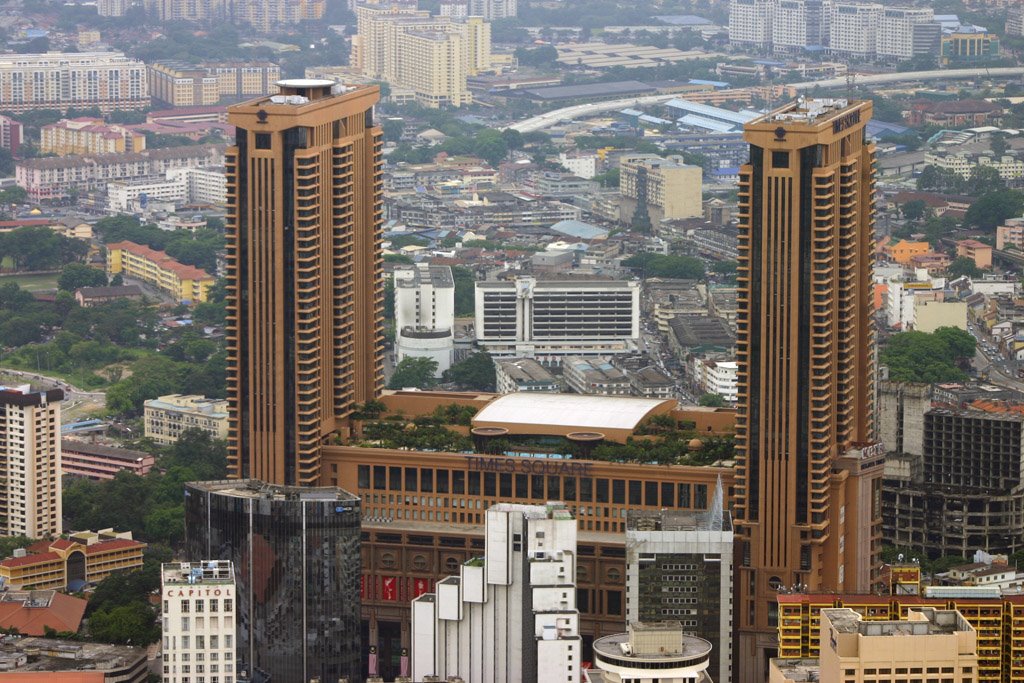 Times Square - Kuala Lumpur by Henk ten Bos