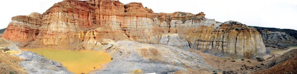 Kil kanyon - Badlands of Karaburun by Volkan Yuksel