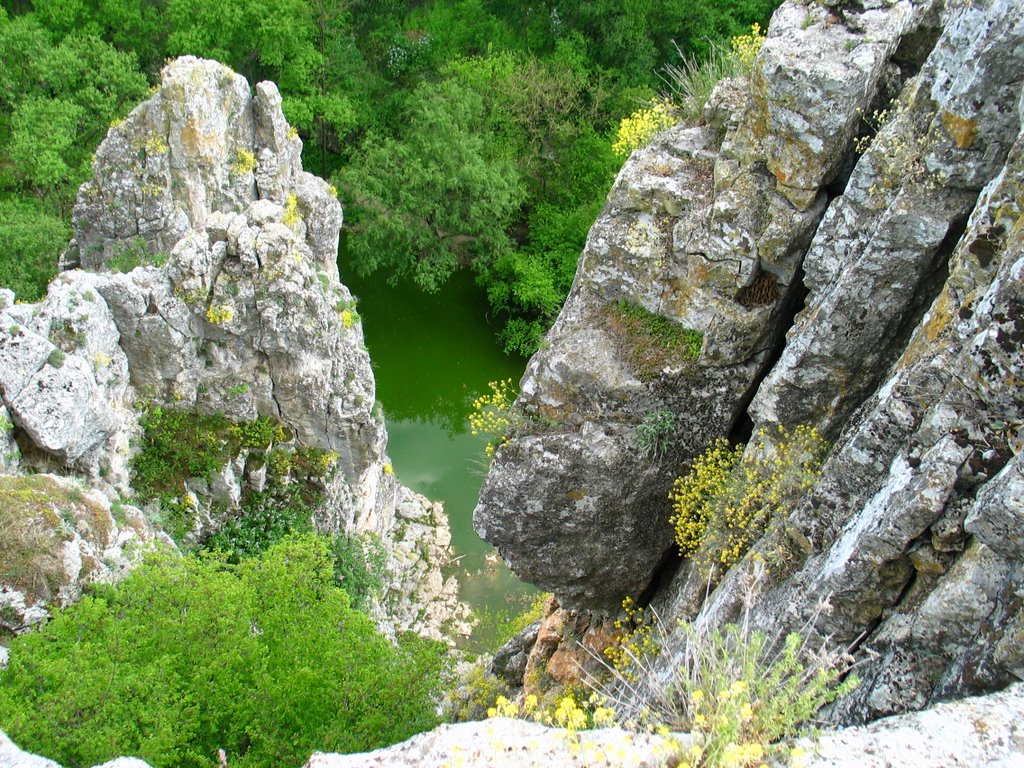 Pavlikeni, Bulgaria by lubotrifonov