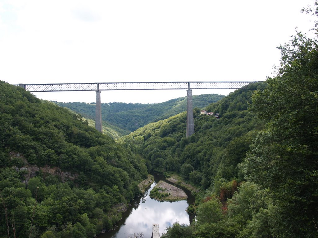 LE VIADUC DES FADES by Nicolas Verdureau