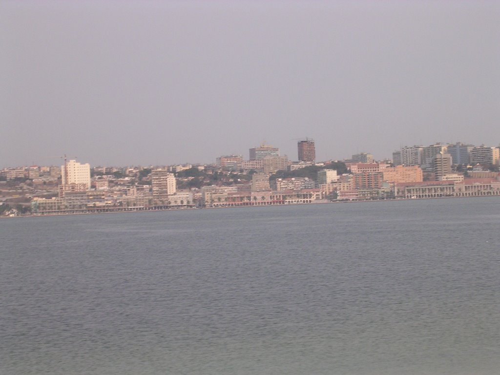 Ilha do Cabo, Luanda, Angola by emanuel moreira