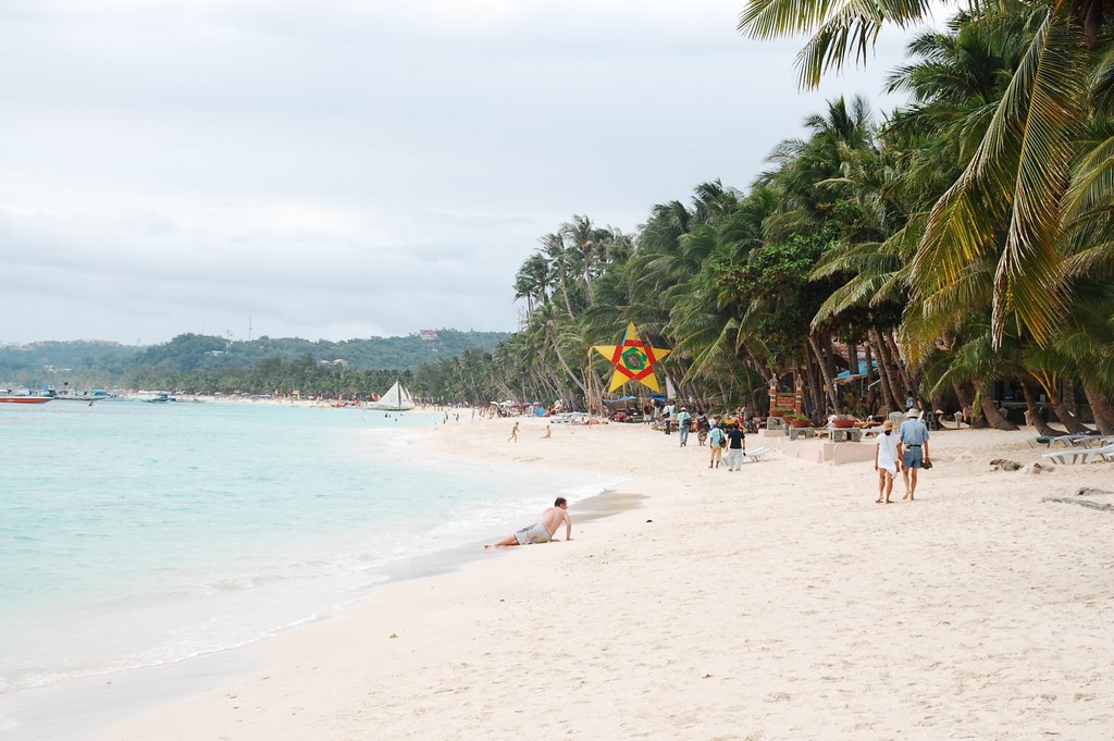 White beach boracay, December 2008 by Maackan