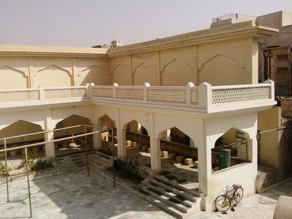 Al Sadiq Mosque 1 by Asim Bhutta