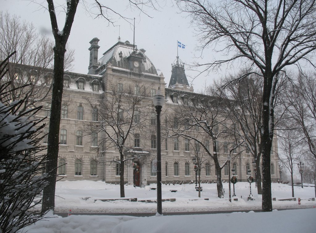 Quebec Parlement Building by sacoo