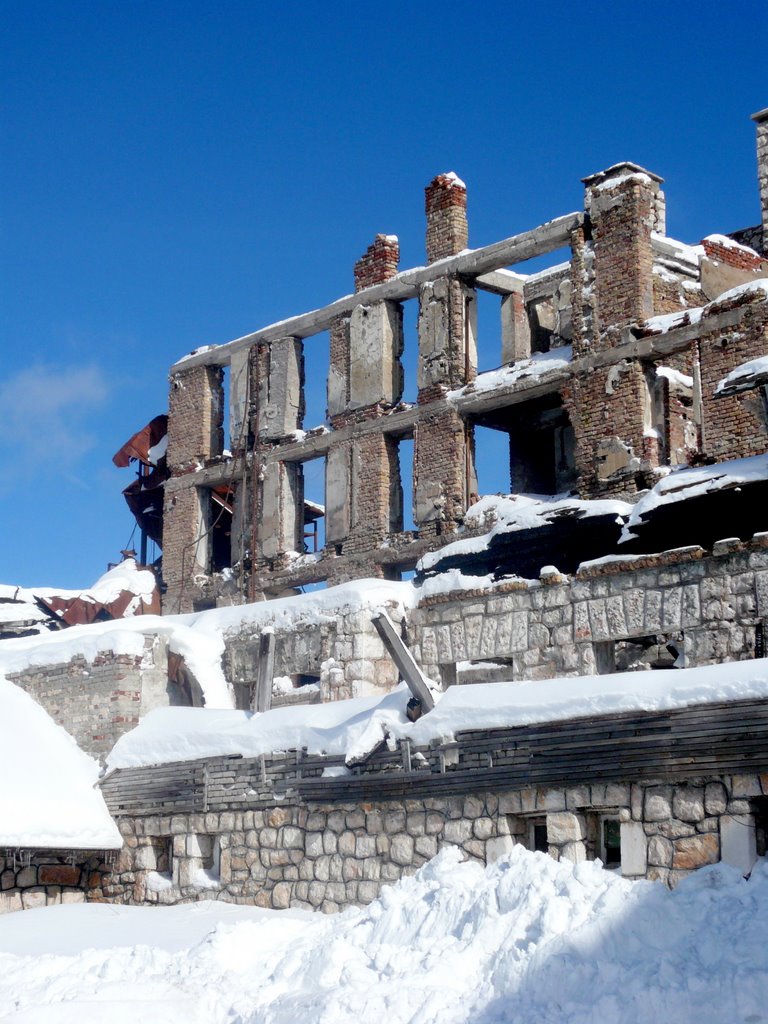 Pale, Jahorina ski resort, destroyed olympic hotel by duna13