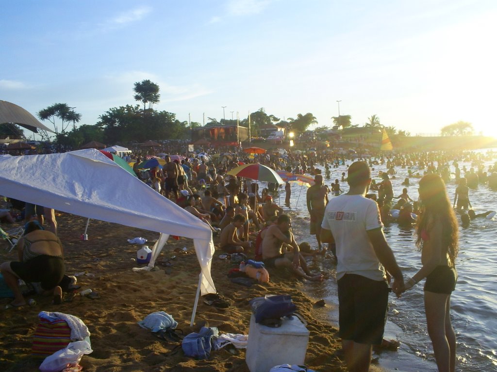 Praia Figueiral Carnaval 2009 by Andrei Blans Caiçara