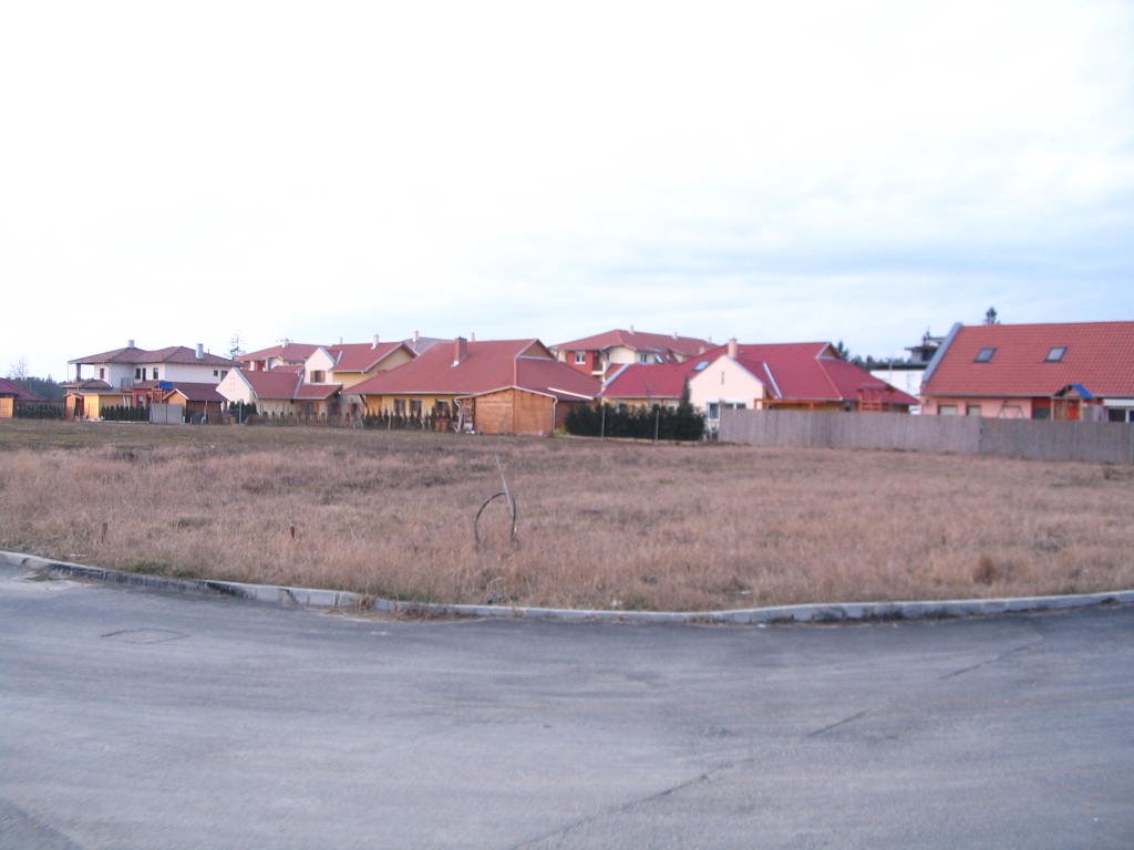 Lakóövezet by János Horváth (renau…