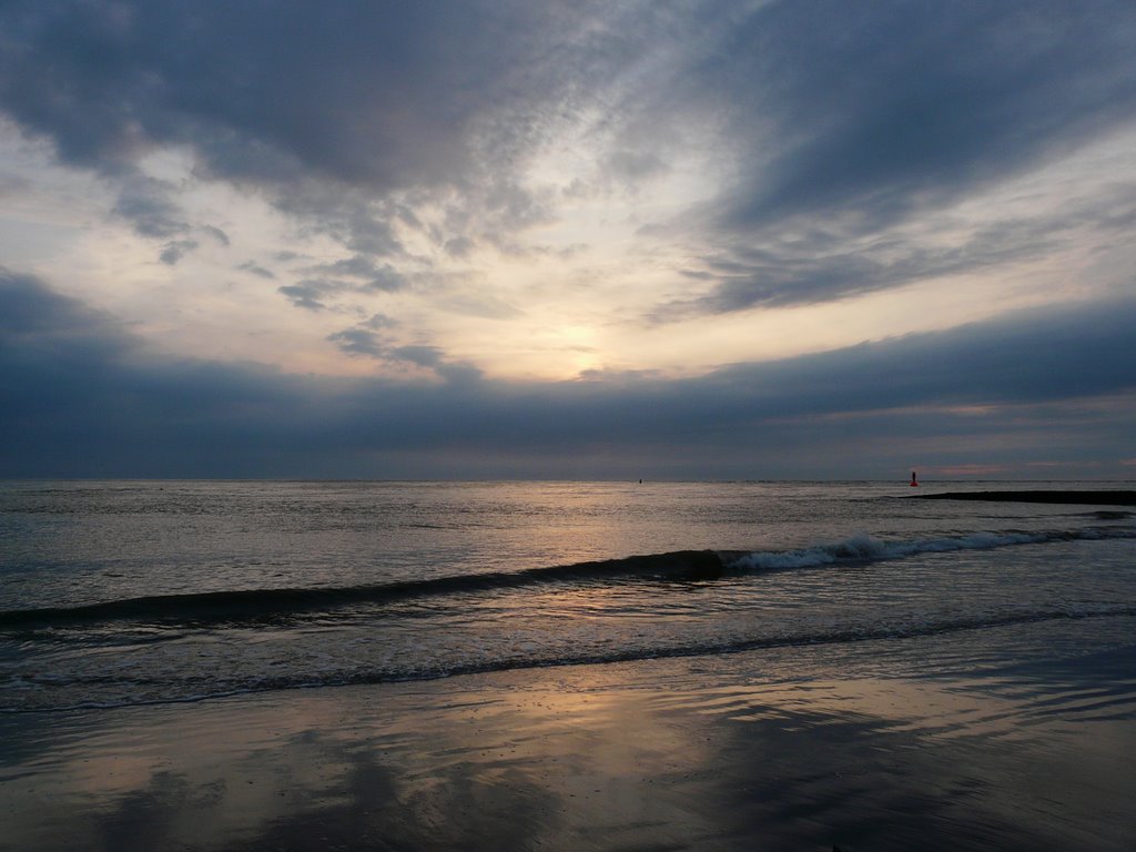 Sonnenuntergang auf Norderney by piooip