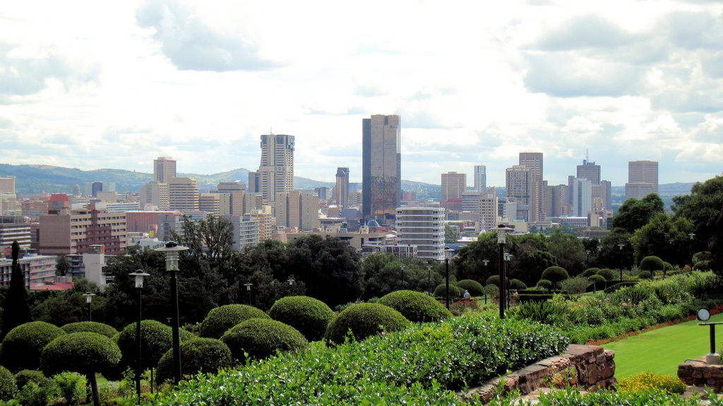 View from Union Building hill, Pretoria, RSA by Pekka Määttänen