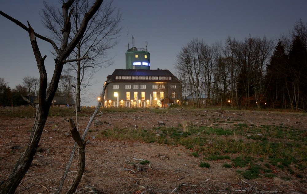 Astenturm kurz nach Sonnenuntergang by Stefan .S