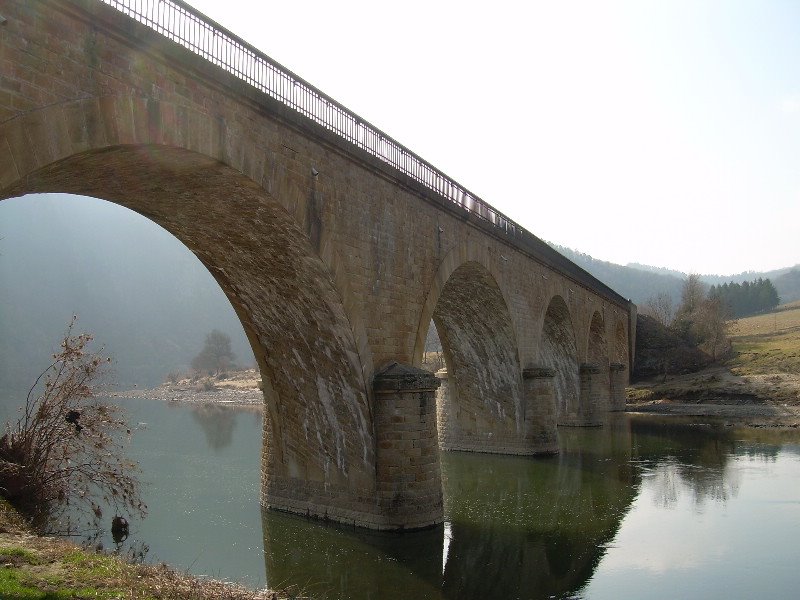 Pont SNCF sur La Loire by le13