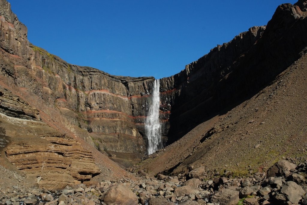 Beautiful Hengifoss, September 2008 by MichaelN