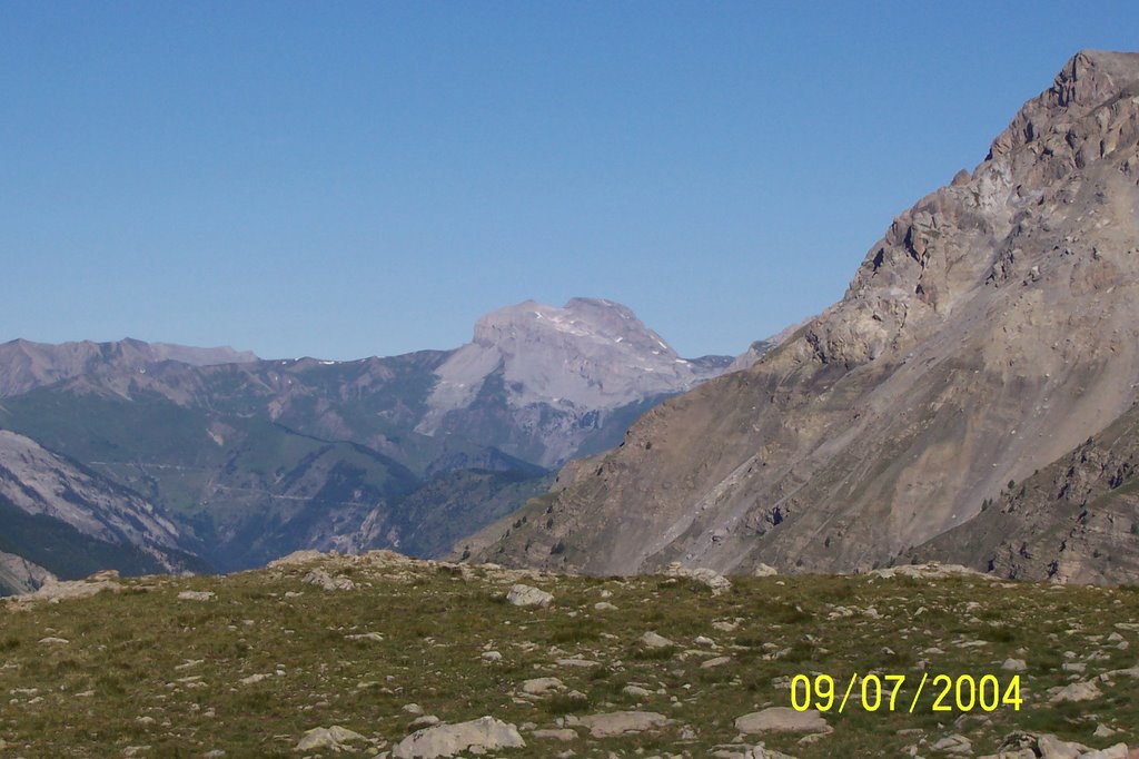 Chapeu Gendarme from Col Moutière by Santiago Puig Viladomiu