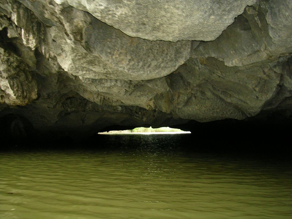 Tam Coc - Keep your head down! by Glenn Sayers