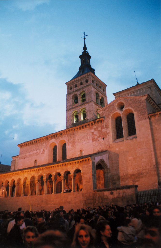 Segovia-Iglesia-de-San-Martín 1 by Mandorro