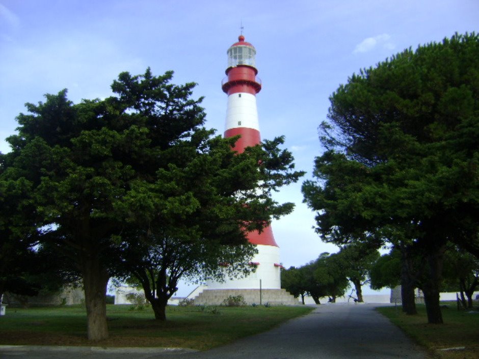 Faro de Mar del Plata by Ezequiel77