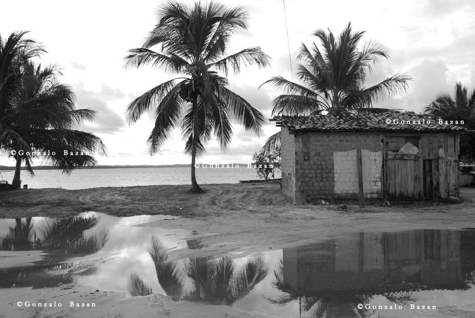 Poor Town Mangue Seco, BA by Gonzalo Bazán