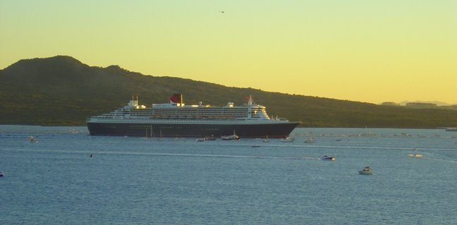 Queen Mary 2 with Rangitoto Island by follash