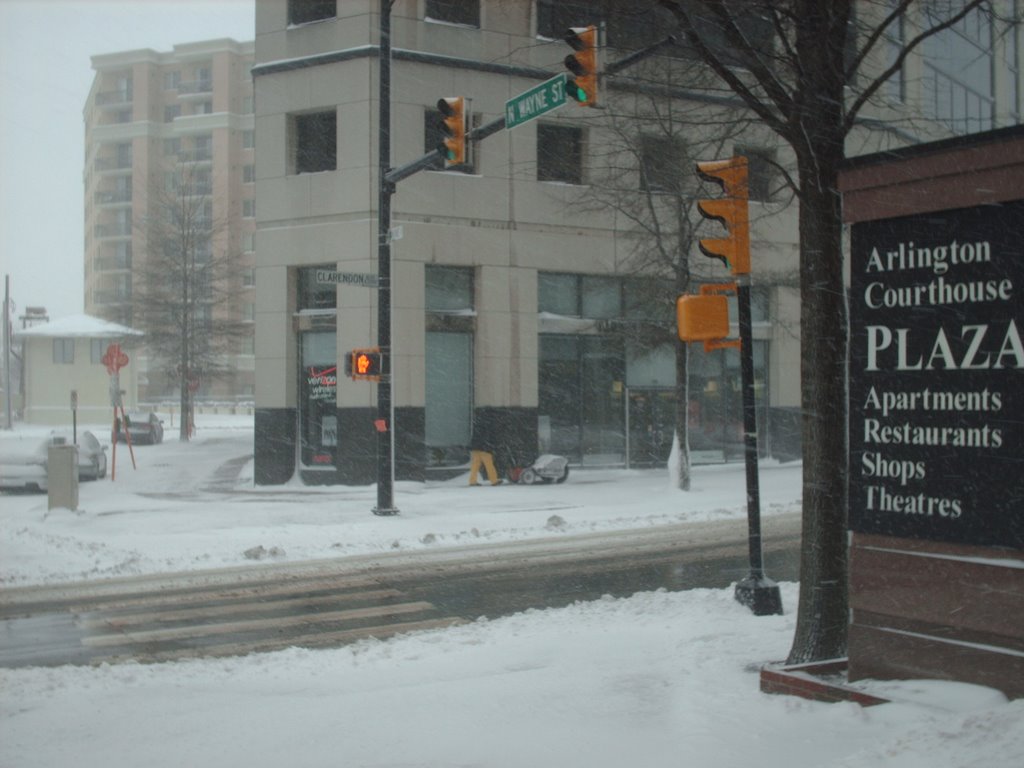 Court House, Arlington, VA 22201, USA by squiggyfm