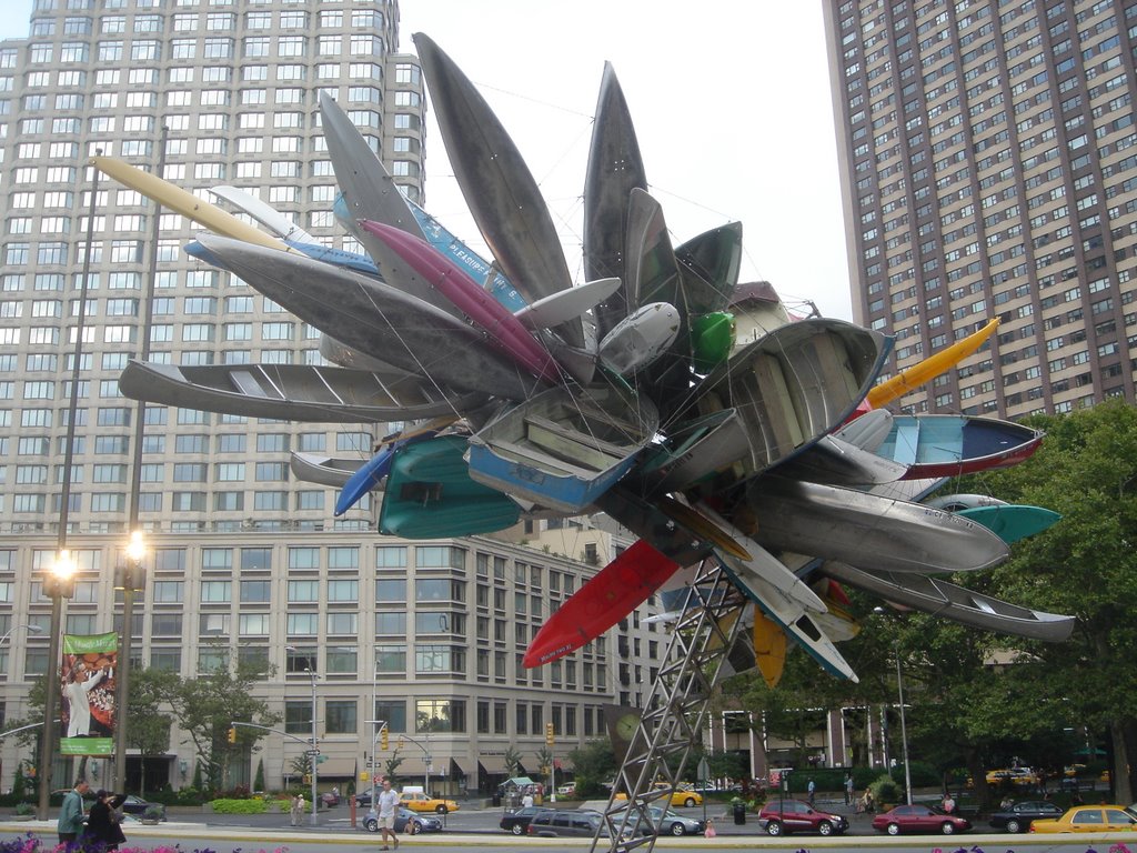 Sculpture in front of Lincoln Center facing east by aviator_rob