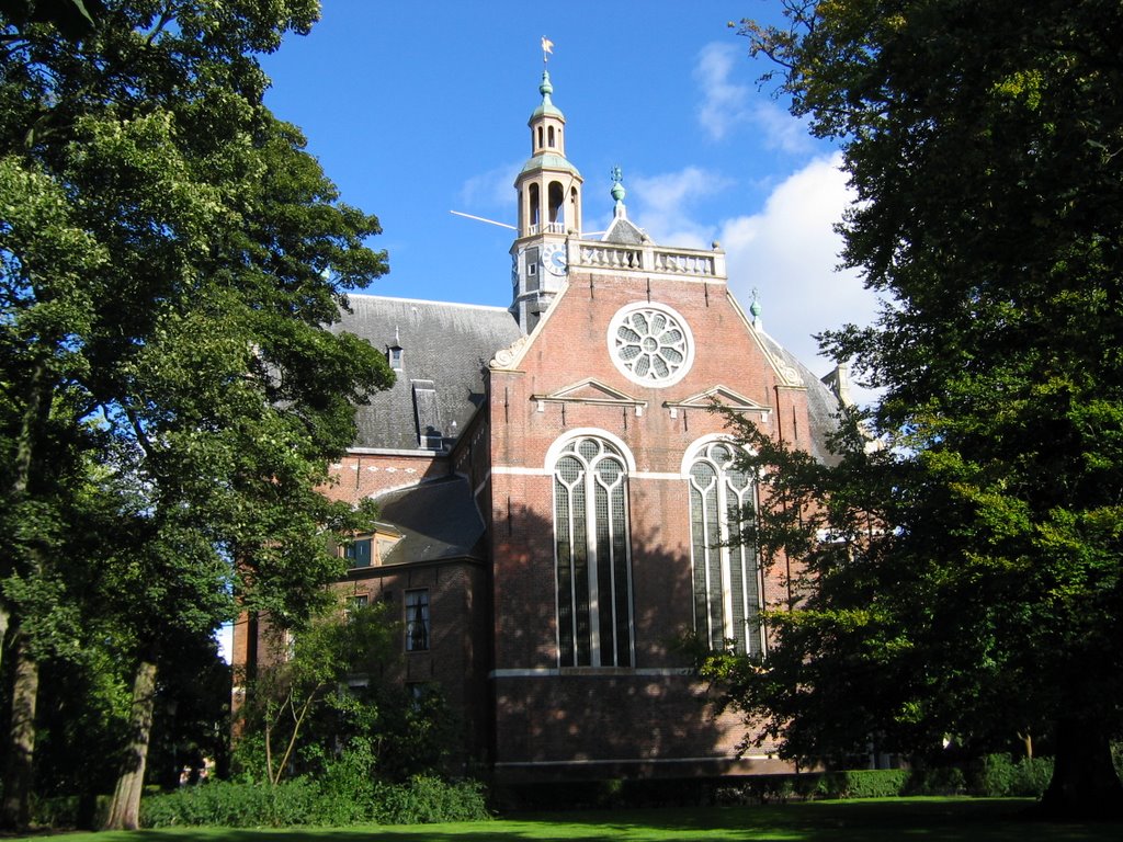 Groningen Hervormde Nieuwe Kerk by © Dennis Wubs