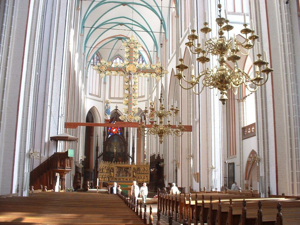 Schwerin, Dom Altarkreuz 1495 (2003 09 24) by L53