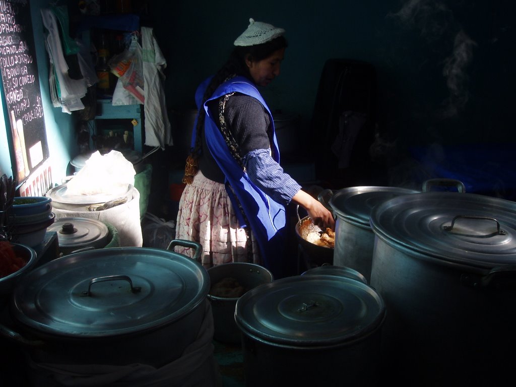 Cocinera boliviana by Suzanne Holzer