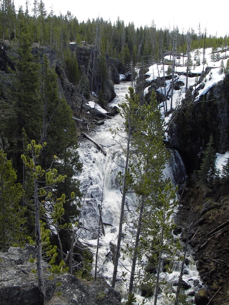 Kepler Cascades, Yellowstone NHP by Carlos Madrid (Chica…