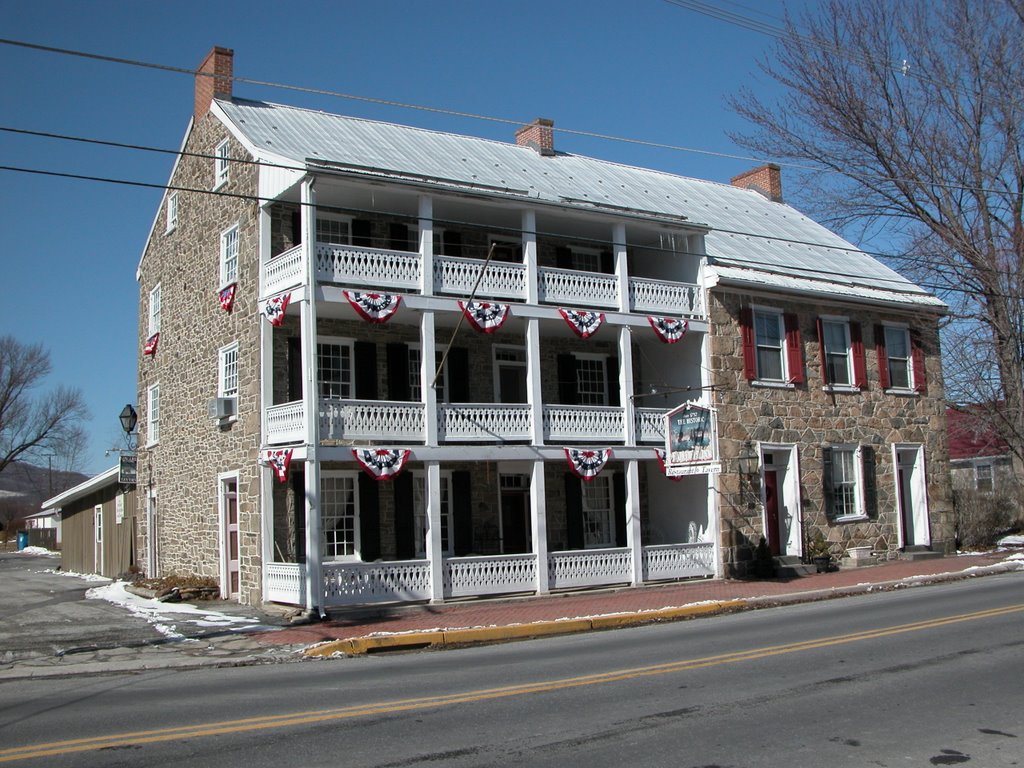 The Historic Fairfield Inn, Main Street, Fairfield, Pennsylvania by Seven Stars