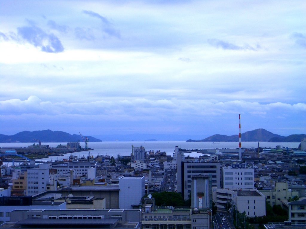 丸亀城からの風景 The view from Marugame castle(North side) by ore_p