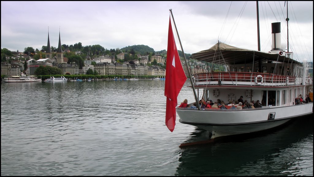 Blick auf den Vierwaldstättersees und Luzern by Ralf Pätzold