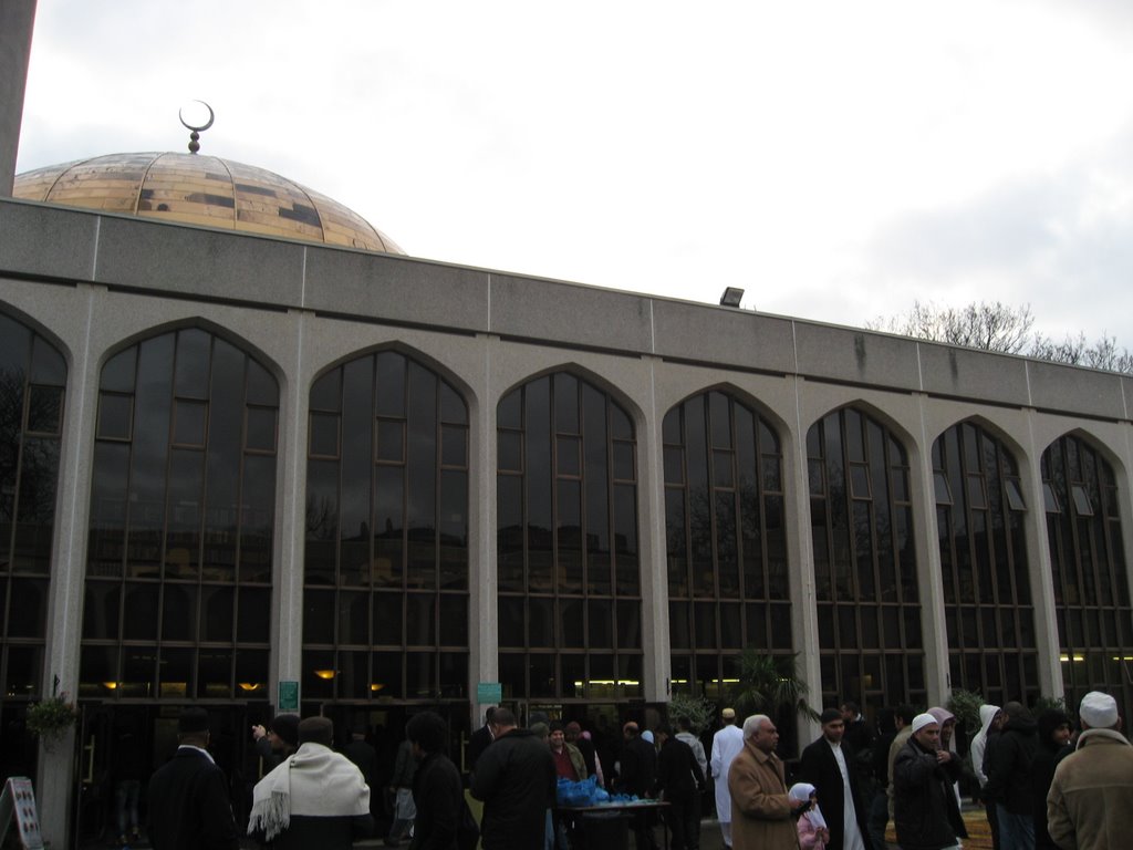 London Central Mosque by manmud