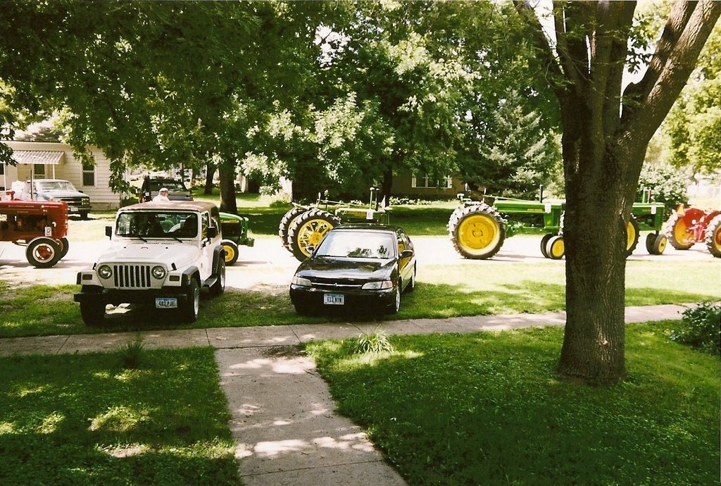 Tractor Parade by Blake of the Bluffs