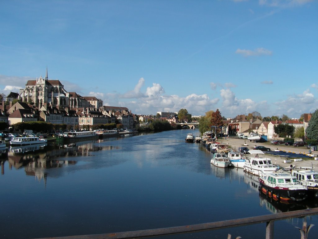 L'Yonne et le Port d'Auxerre by Aquarelle Auxerre