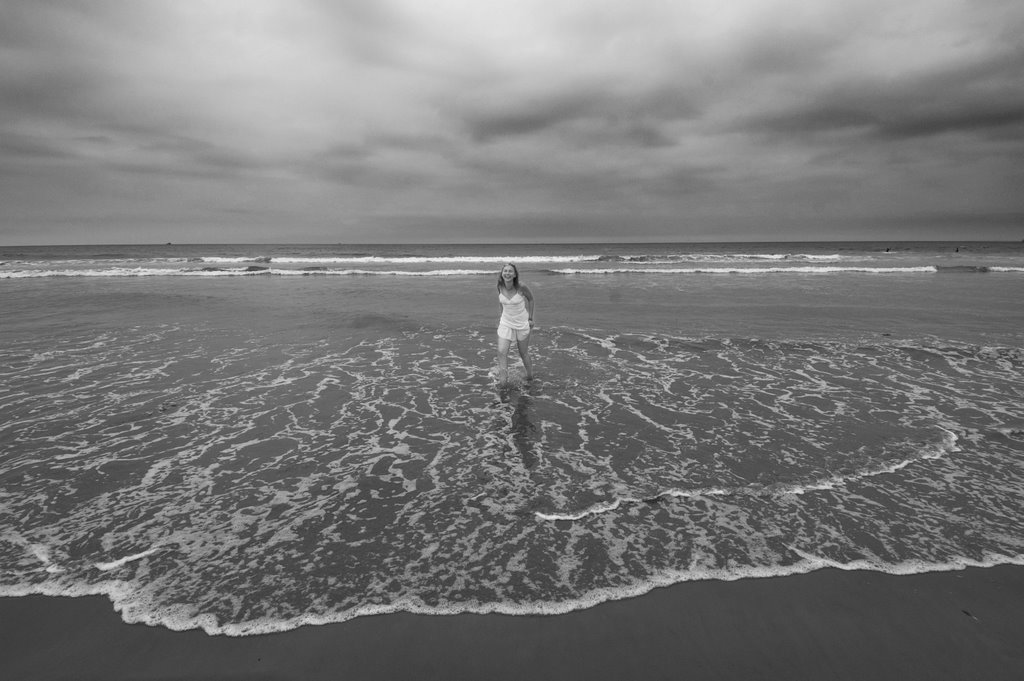 Santa Monica Beach by Tom Ovendale